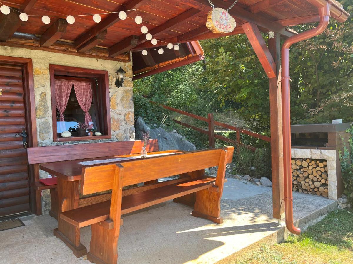 Apartman Korina Otocsán Kültér fotó