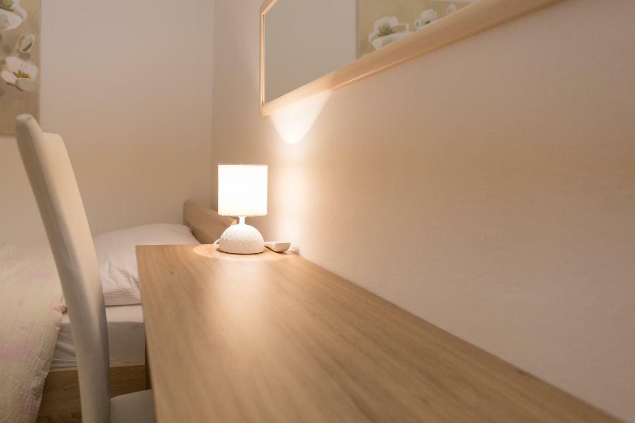 Apartman Korina Otocsán Kültér fotó