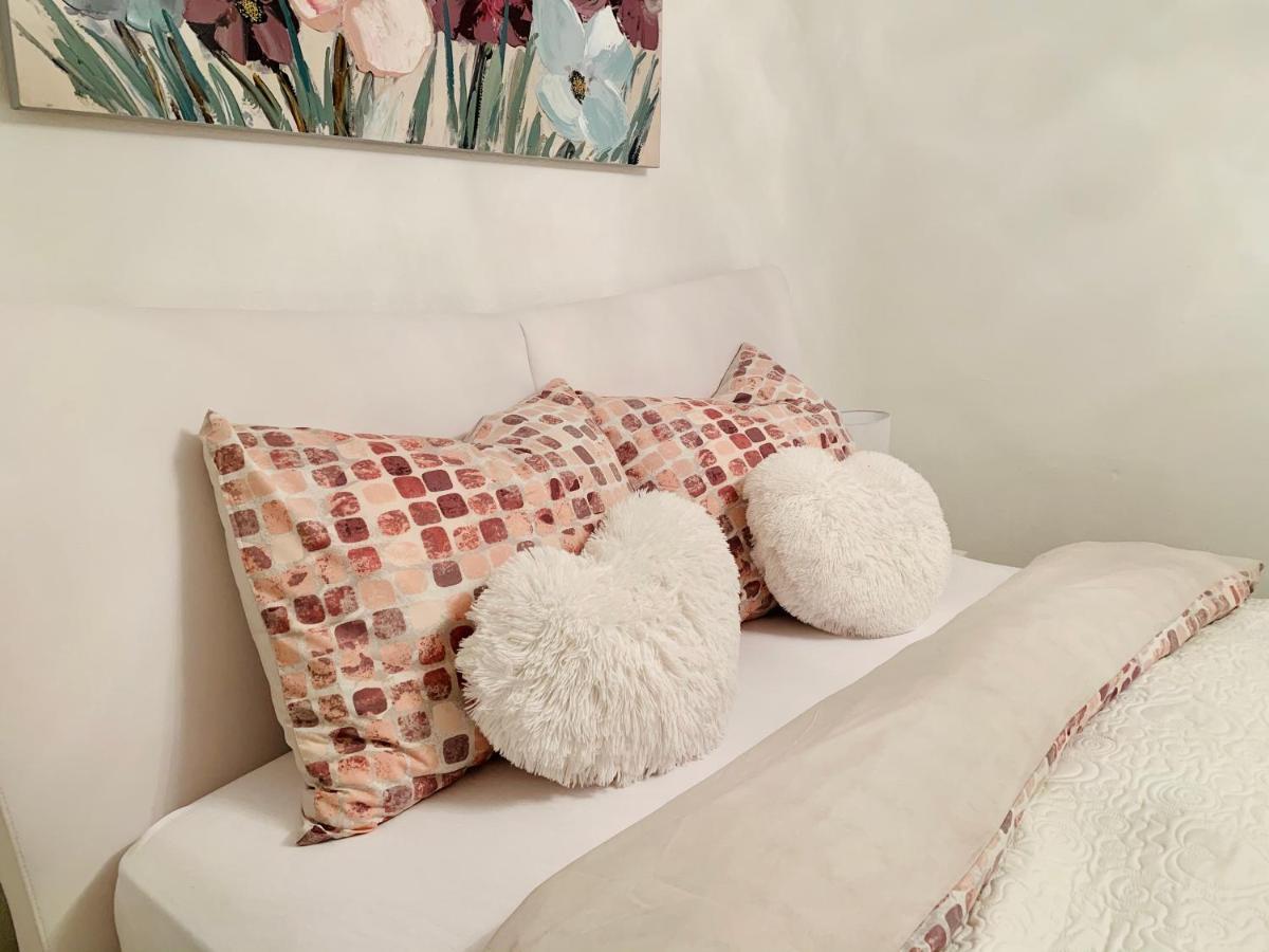 Apartman Korina Otocsán Kültér fotó